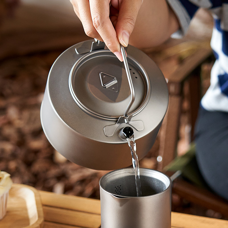 Czajnik turystyczny do gotowan – Camping Cooking Sets recenzja i cena